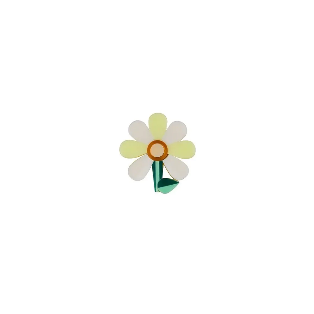 Daisy Figurine Brooch - Image 2